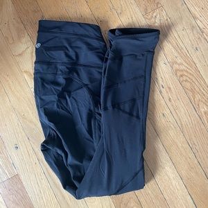 Lululemon 3/4 length leggings.